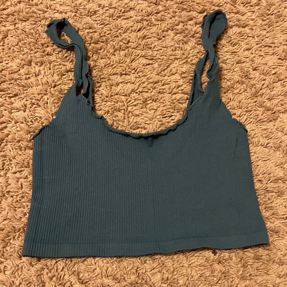 Ribbed ruffled tank